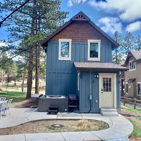 Black Bear Cabin With Hot Tub 우드랜드 파크 외부 사진
